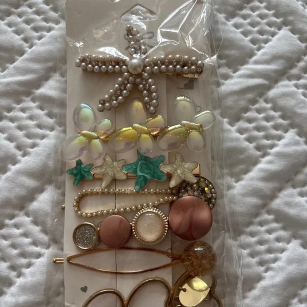 Chic Starfish and Pearl Hair Clip Set